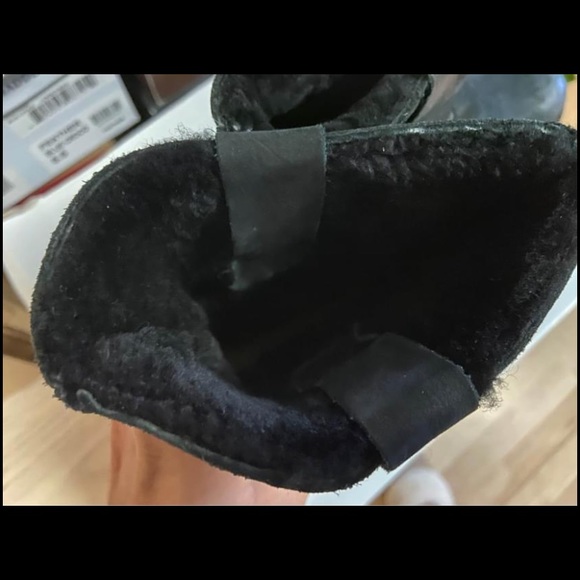 Warm ALDO boots size 6 - Picture 3 of 3